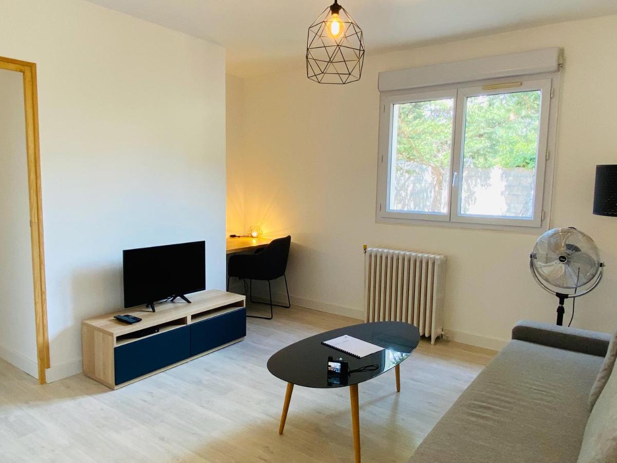 Bel Appartement Avec Terrasse Et Beau Jardin Classe 1 Etoile La Ciotat Exterior photo